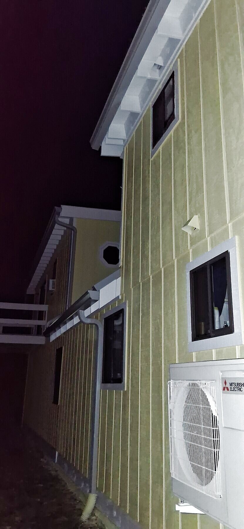 Eaves and soffit painted clean